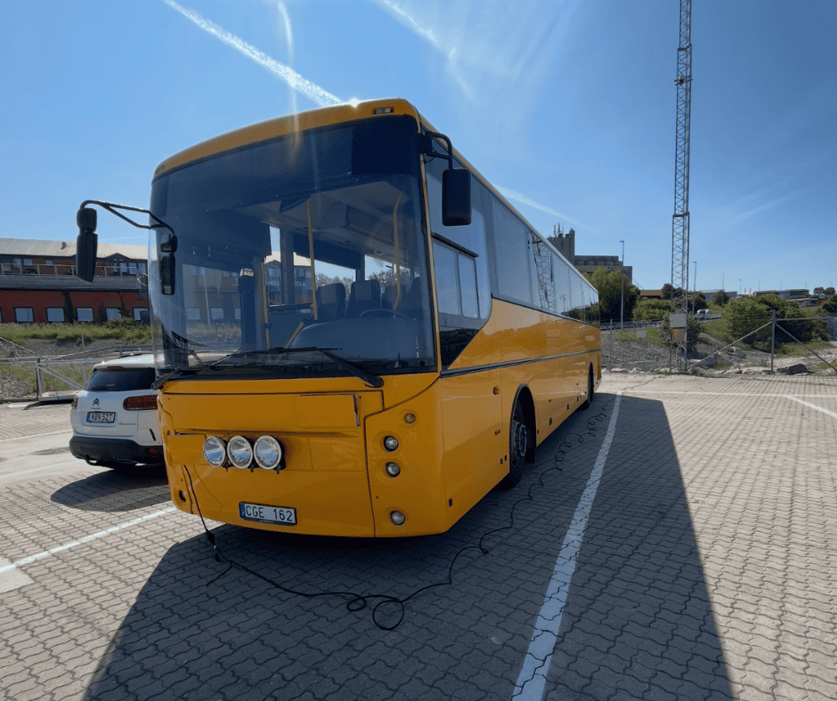 Buss för evenemang, skolresor och gruppresor från Sparrebäcks Buss & Event i Sverige.